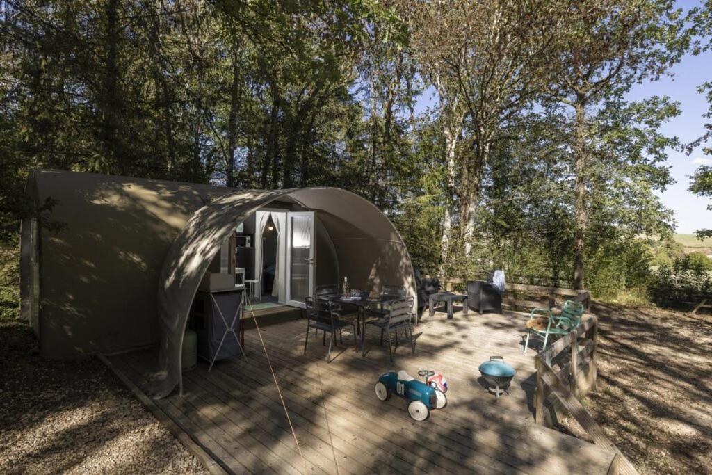 Camping Ushuaia Villages Au Bois Joli Andryes Eksteriør bilde